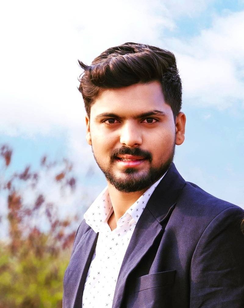 Mahesh Munde, Co-founder and Director of NovaRays Solar Energy